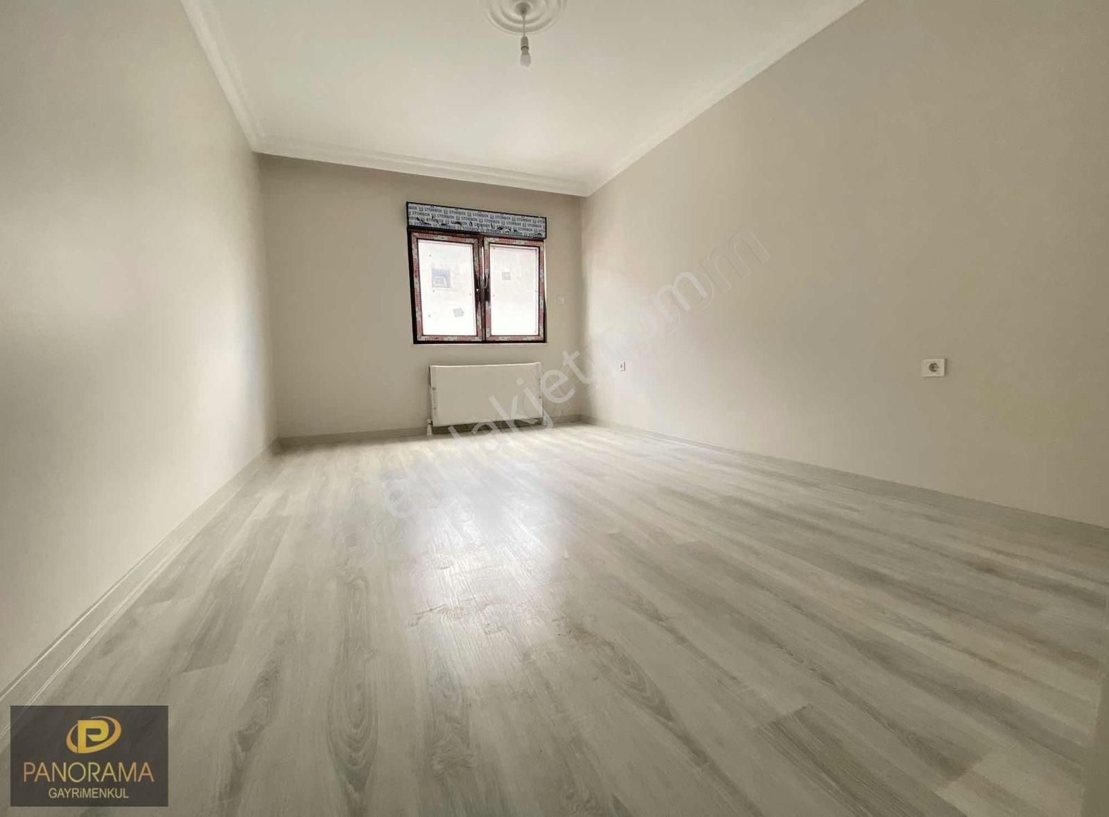 Panorama'dan Kirazlıtepe'de Üst Katta Boğaz Manzaralı Geniş 3+1 - Görsel 13