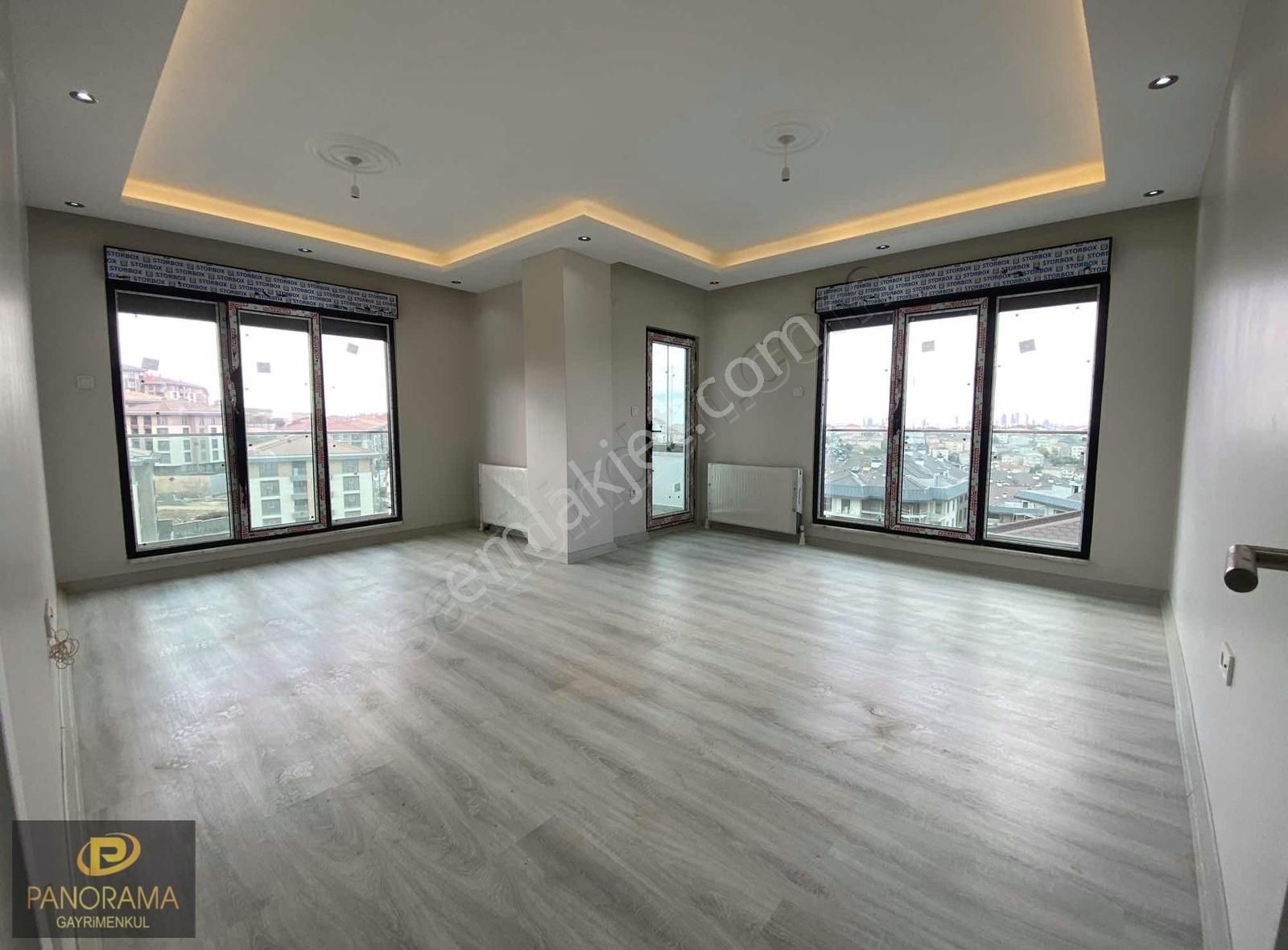 Panorama'dan Kirazlıtepe'de Üst Katta Boğaz Manzaralı Geniş 3+1 - Görsel 17