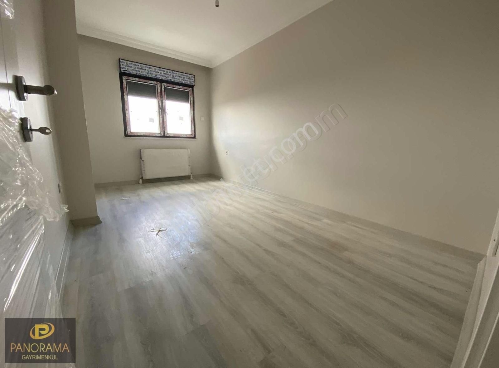 Panorama'dan Kirazlıtepe'de Üst Katta Boğaz Manzaralı Geniş 3+1 - Görsel 23