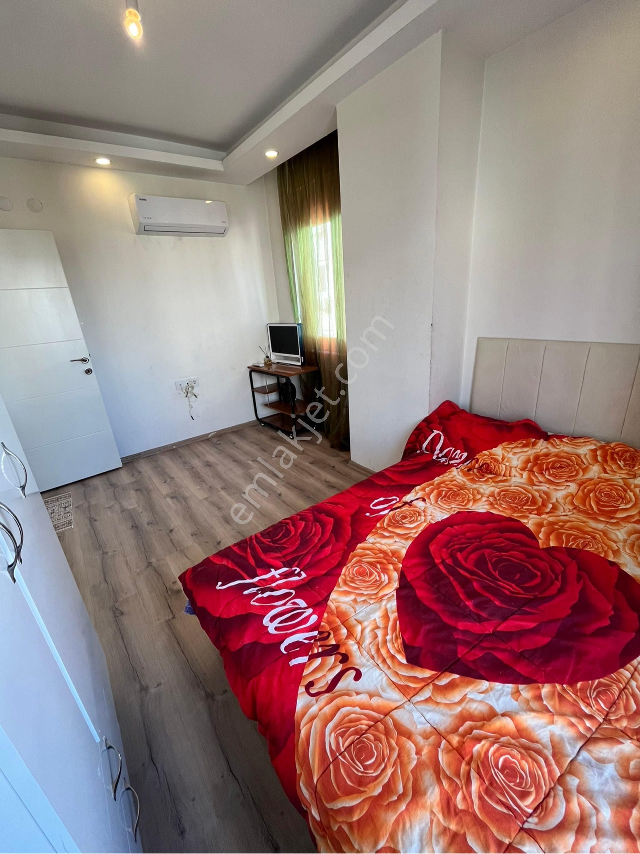 Ahatlıda 1+1 Eşyalı Katta Asansörlü Kiralık Daire - Görsel 14