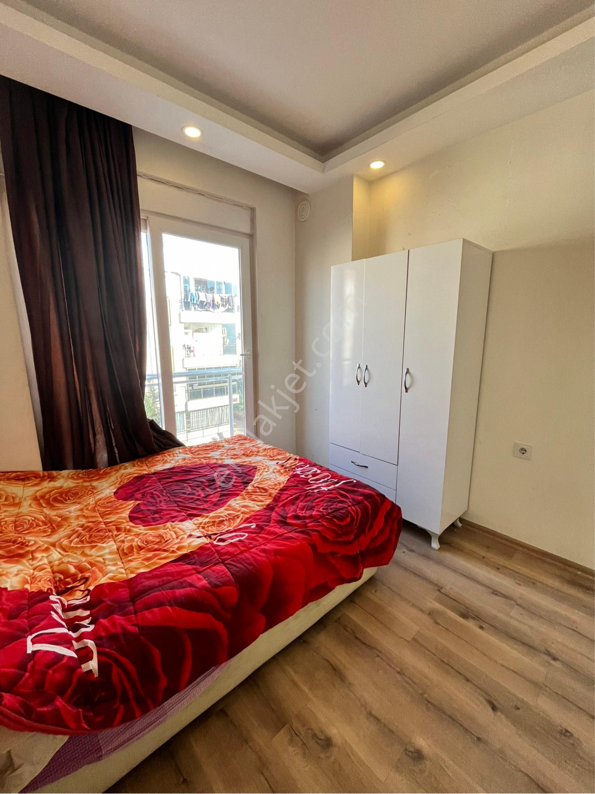 Ahatlıda 1+1 Eşyalı Katta Asansörlü Kiralık Daire - Görsel 5