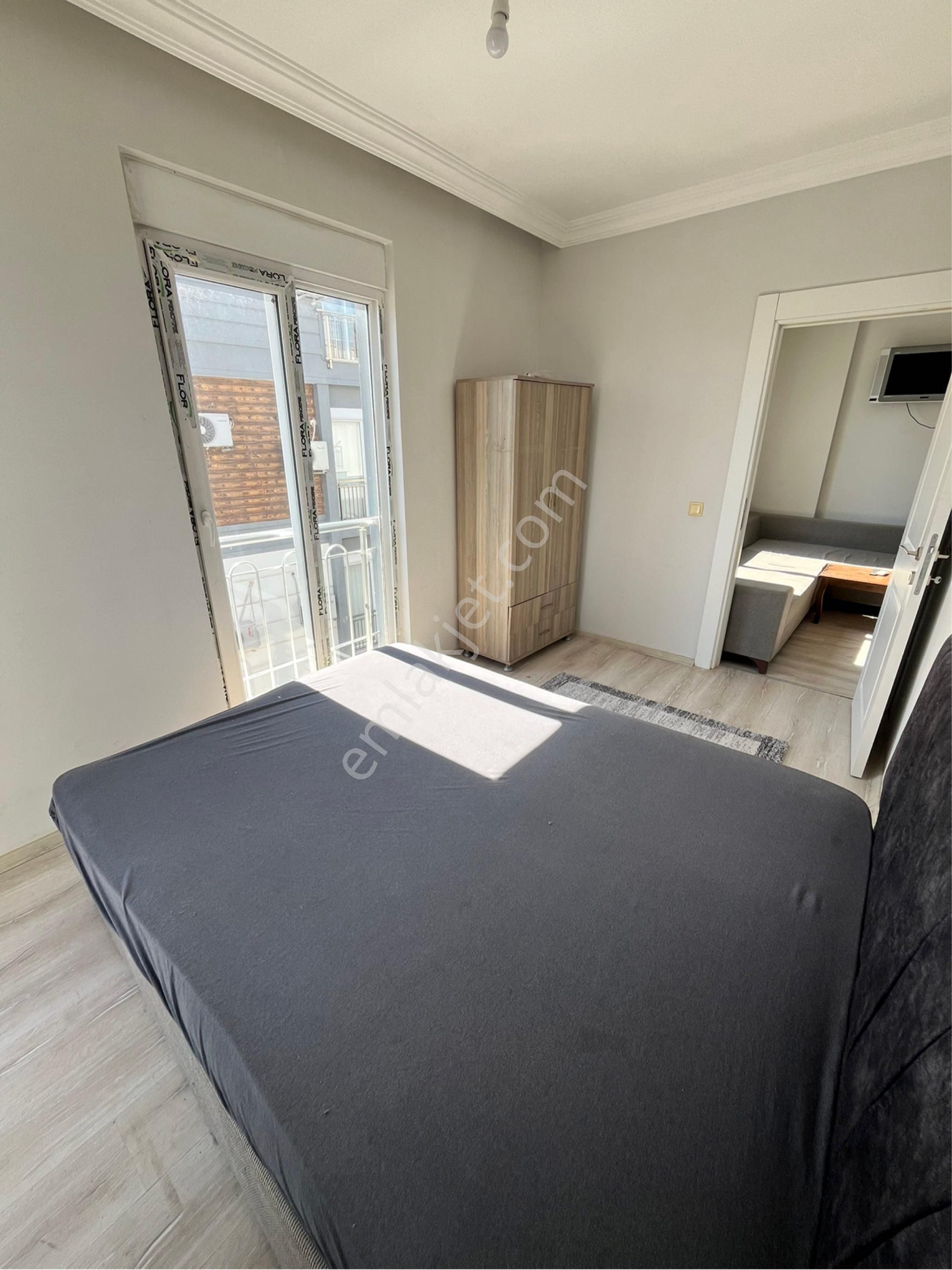 Kafeler Cad Kültürde 1+1 Katta Eşyalı Kiralık Daire - Görsel 4