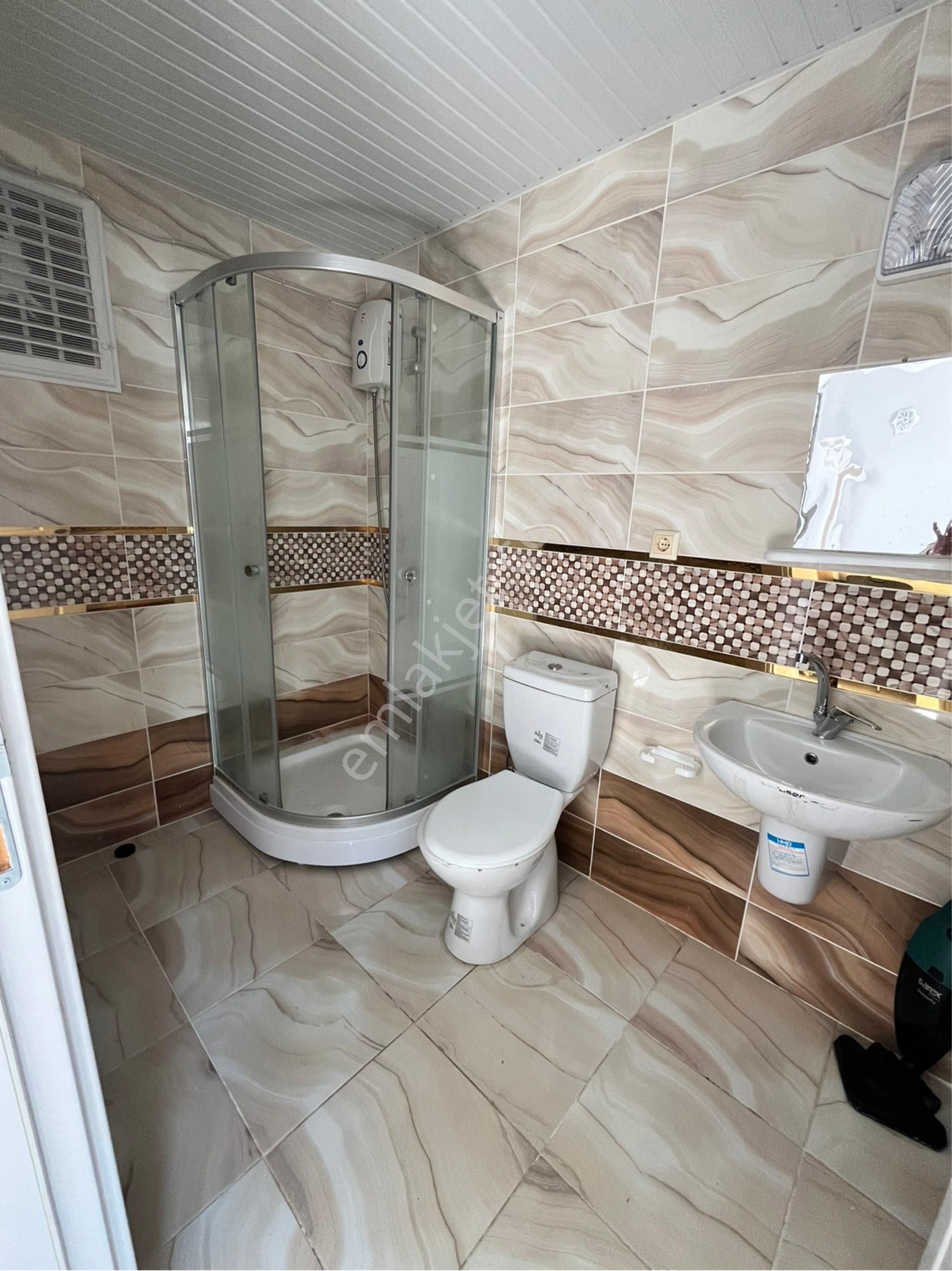 Kafeler Cad Kültürde 1+1 Katta Eşyalı Kiralık Daire - Görsel 3