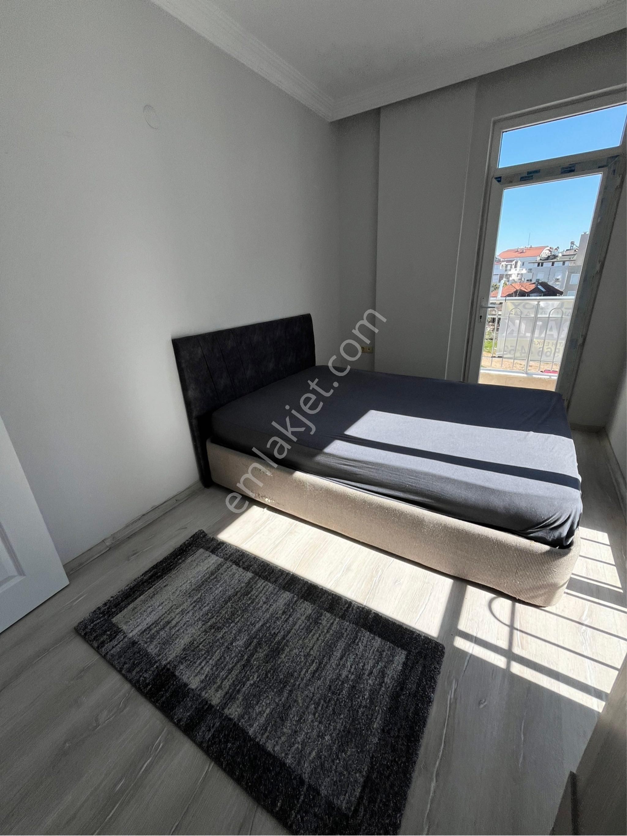 Kafeler Cad Kültürde 1+1 Katta Eşyalı Kiralık Daire - Görsel 5