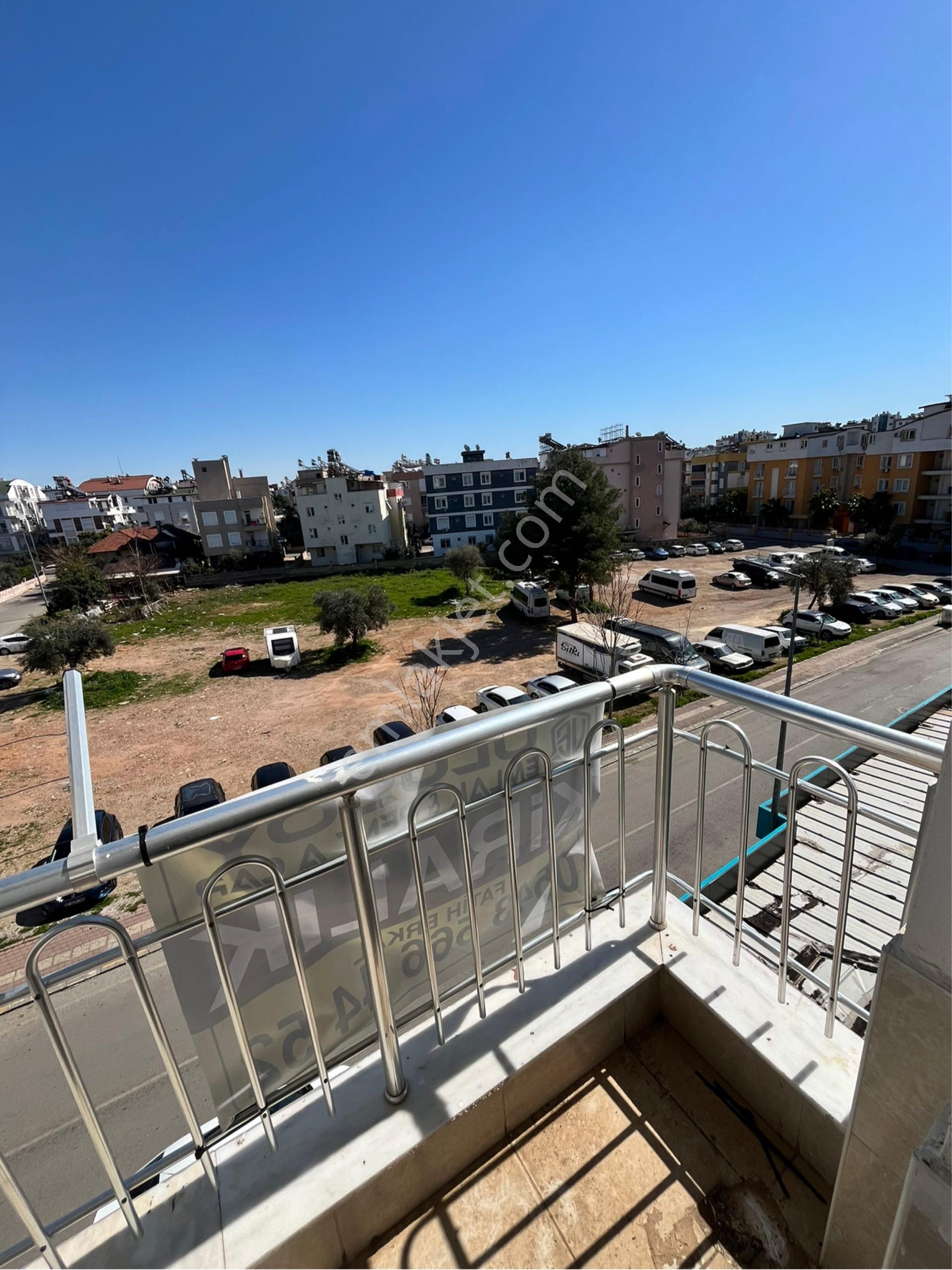 Kafeler Cad Kültürde 1+1 Katta Eşyalı Kiralık Daire - Görsel 11