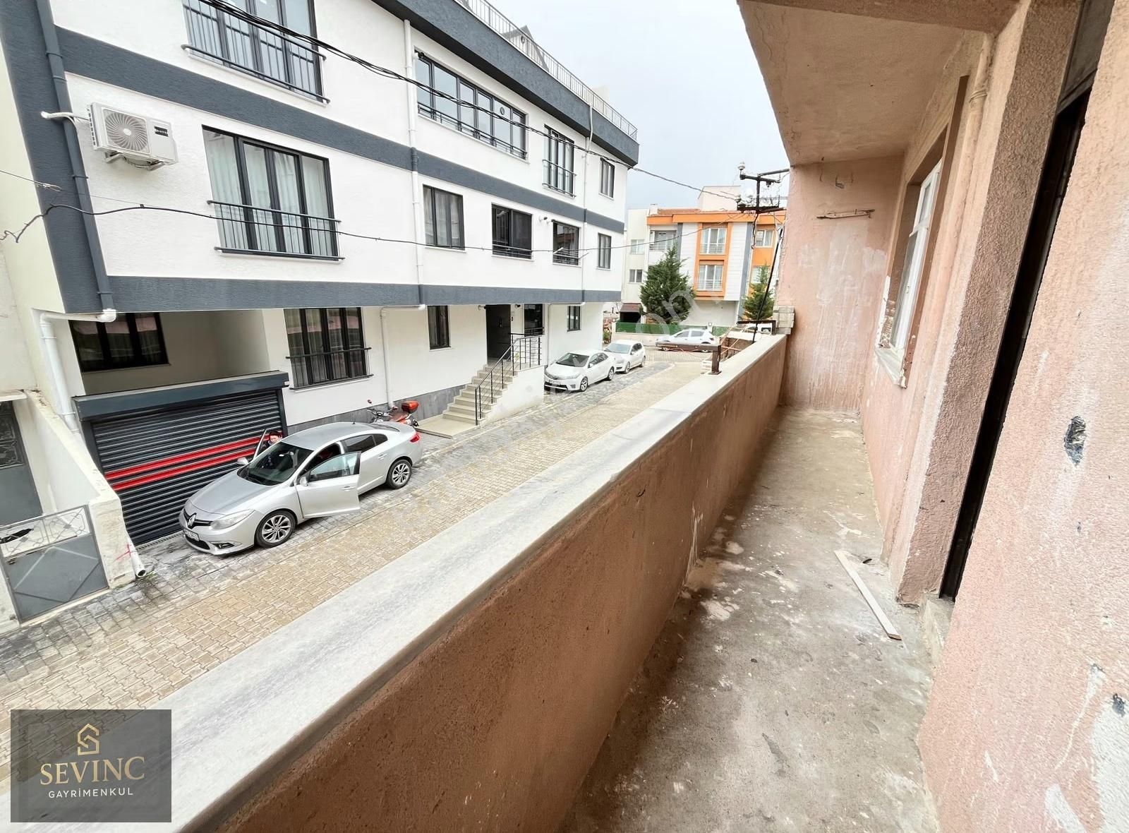 Sevinç'ten 100.yıl Nato Caddesi Yakını 2+1 Ara Kat Kiralık Daire - Görsel 9