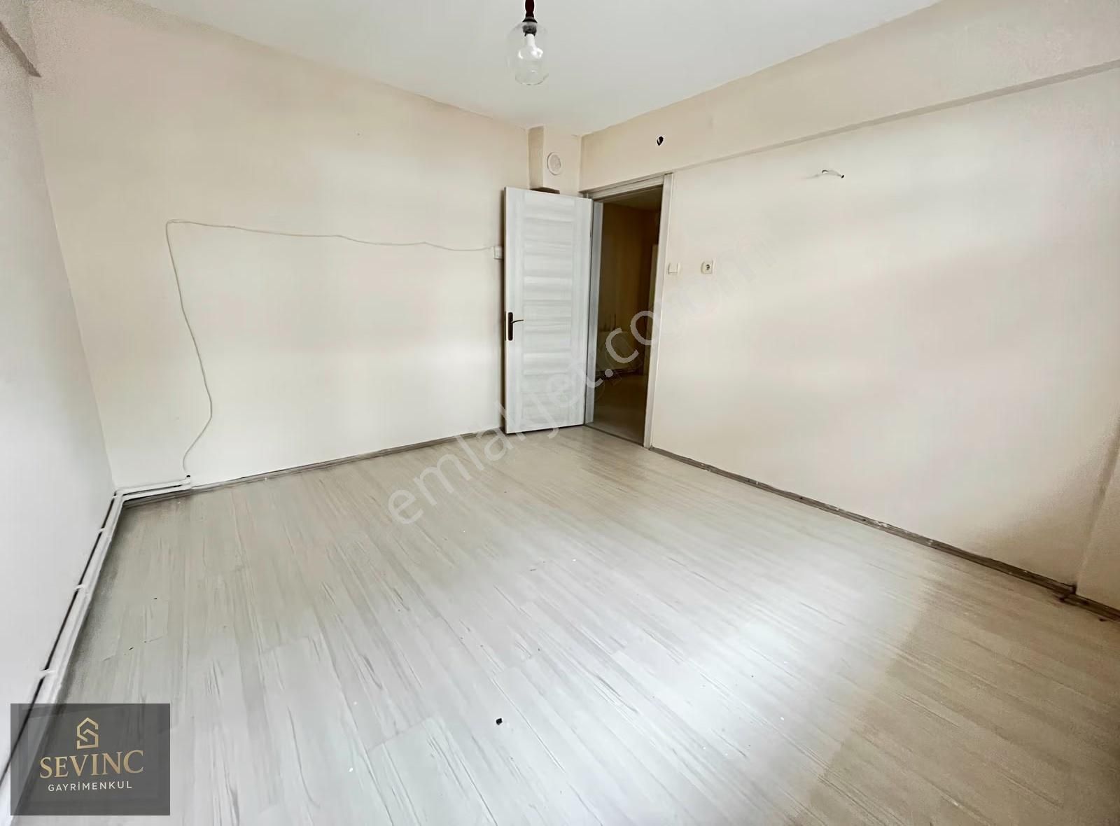 Sevinç'ten 100.yıl Nato Caddesi Yakını 2+1 Ara Kat Kiralık Daire - Görsel 12