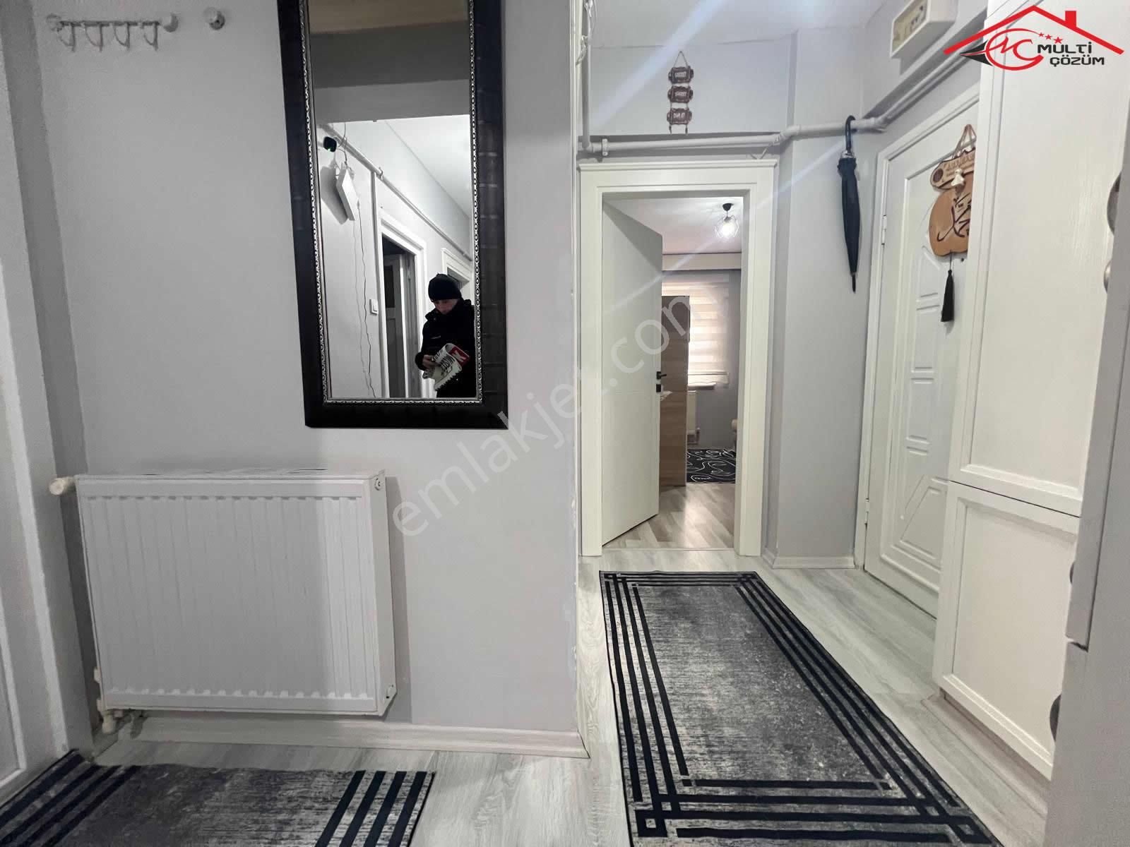 Yenibosna Zafer Mahallesinde Satılık 3+1 Daire Kentsele Hazır Metrobüse Çok Yakın - Görsel 5