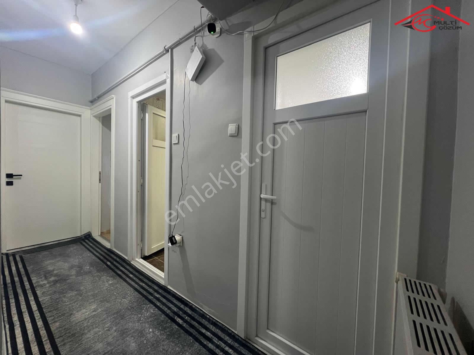 Yenibosna Zafer Mahallesinde Satılık 3+1 Daire Kentsele Hazır Metrobüse Çok Yakın - Görsel 16