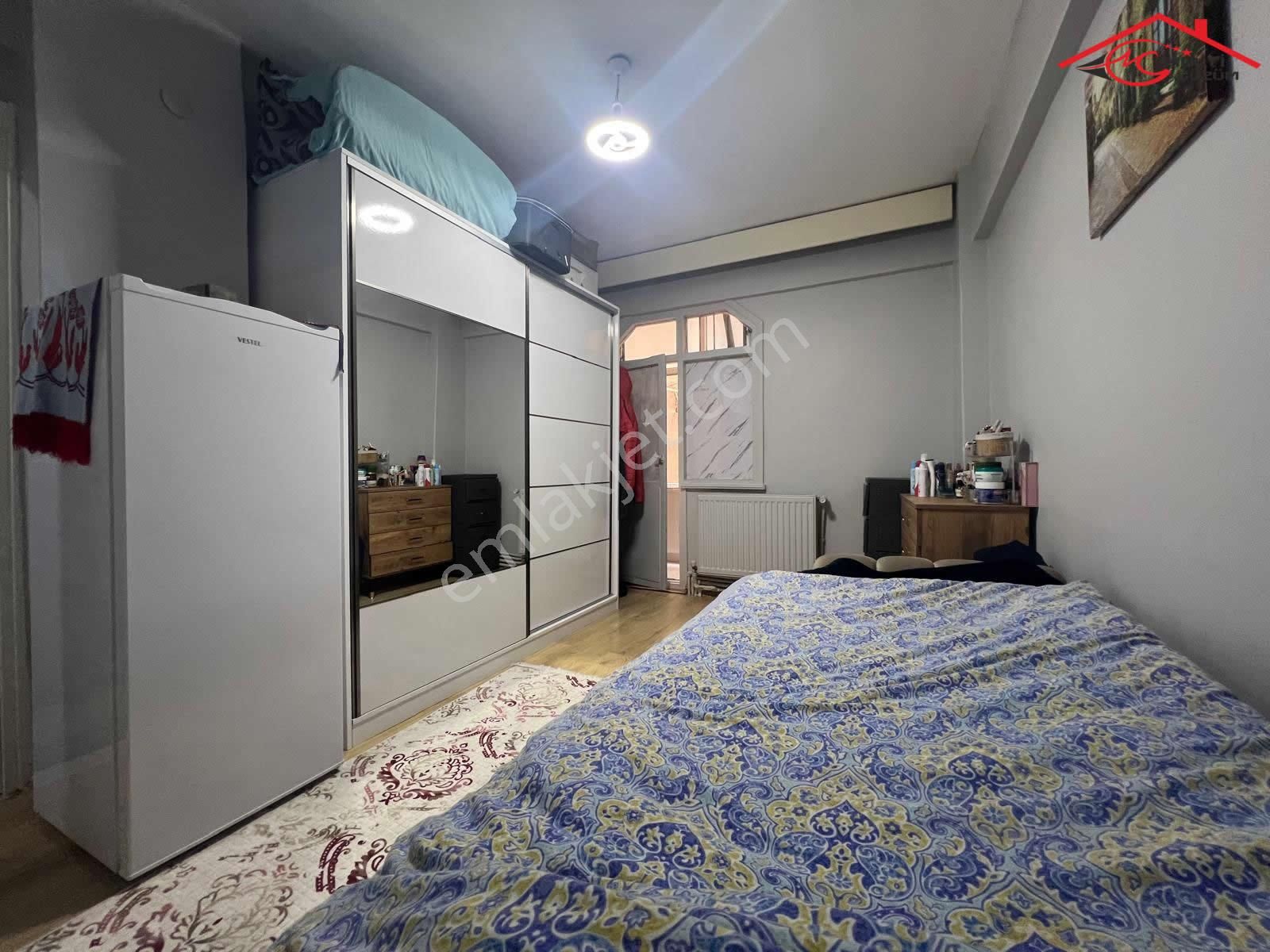 Yenibosna Zafer Mahallesinde Satılık 3+1 Daire Kentsele Hazır Metrobüse Çok Yakın - Görsel 12