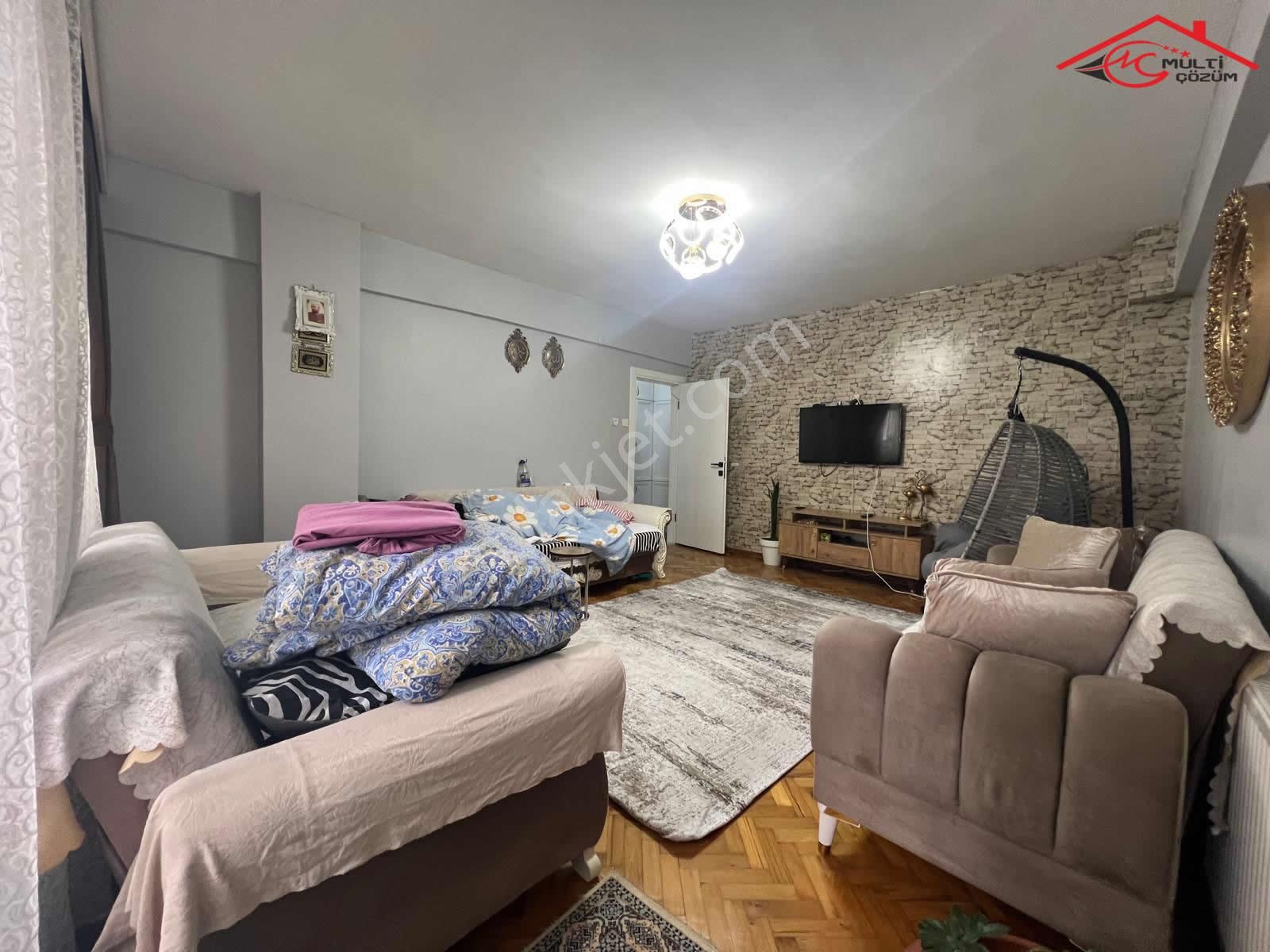 Yenibosna Zafer Mahallesinde Satılık 3+1 Daire Kentsele Hazır Metrobüse Çok Yakın - Görsel 4