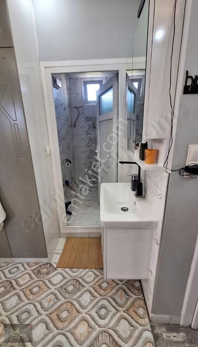 Demetevler Mh. 2 Buçuk Katlı Satılık Mustakil Ev - Görsel 17