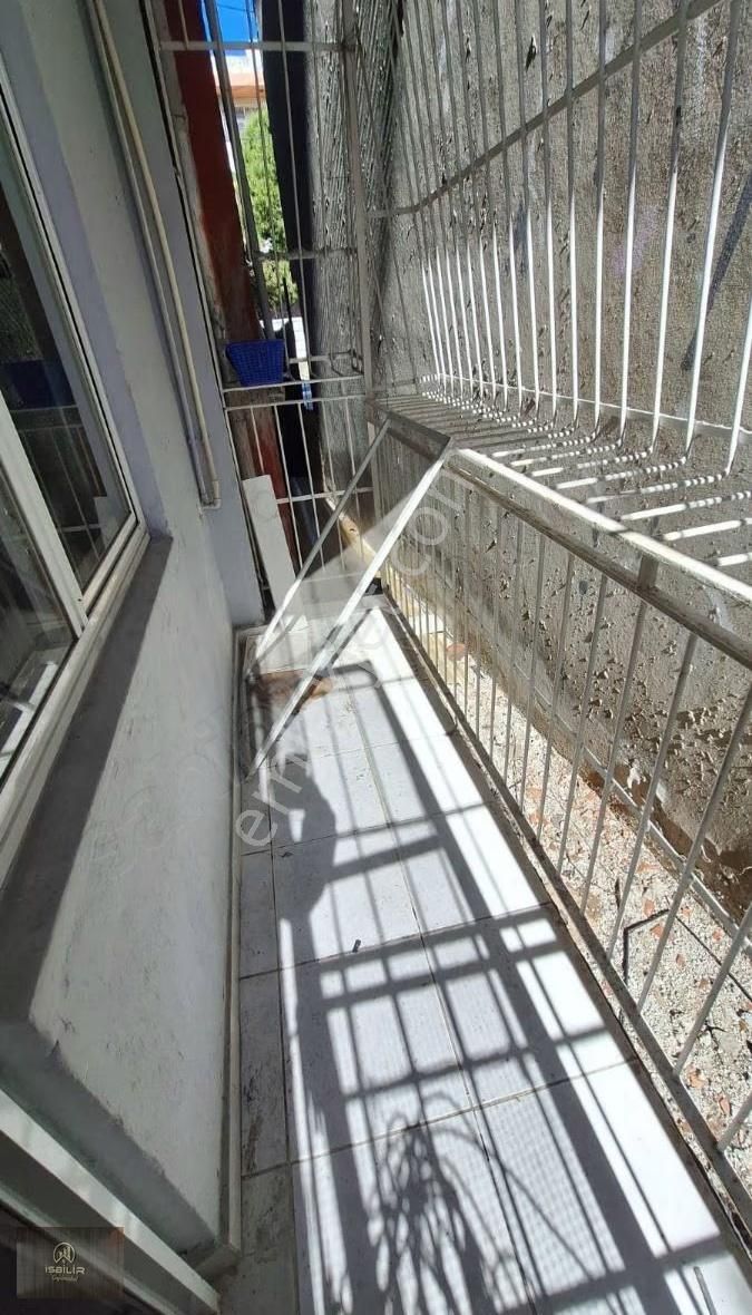 Demetevler Mh. 2 Buçuk Katlı Satılık Mustakil Ev - Görsel 5