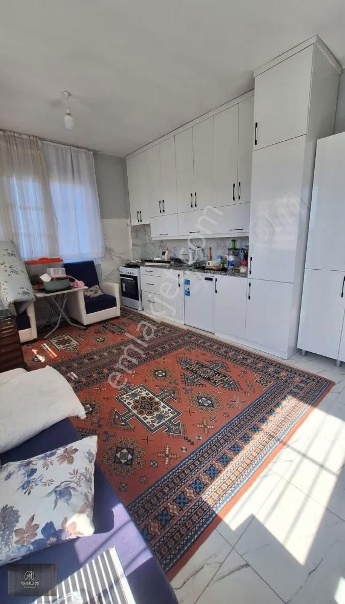 Demetevler Mh. 2 Buçuk Katlı Satılık Mustakil Ev - Görsel 4