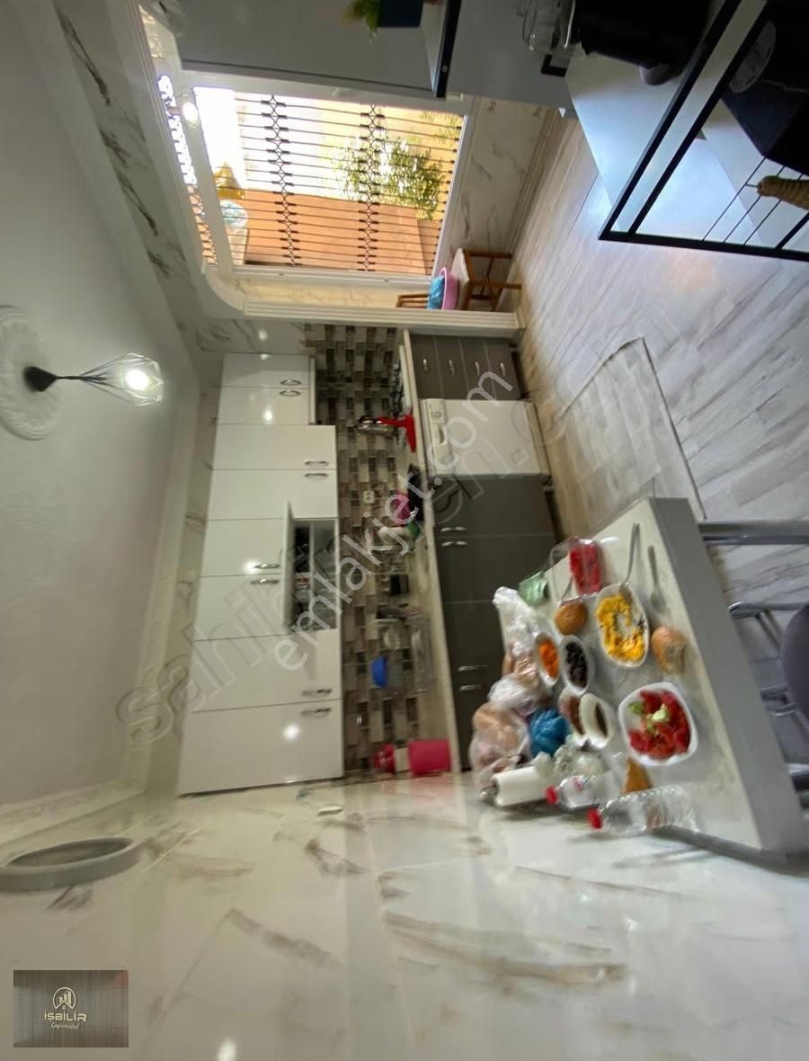 Fevzipaşa Mh Vefa Cd 4 Katlı 148m2 Her Kat 3+1 Mustakil Ev - Görsel 5