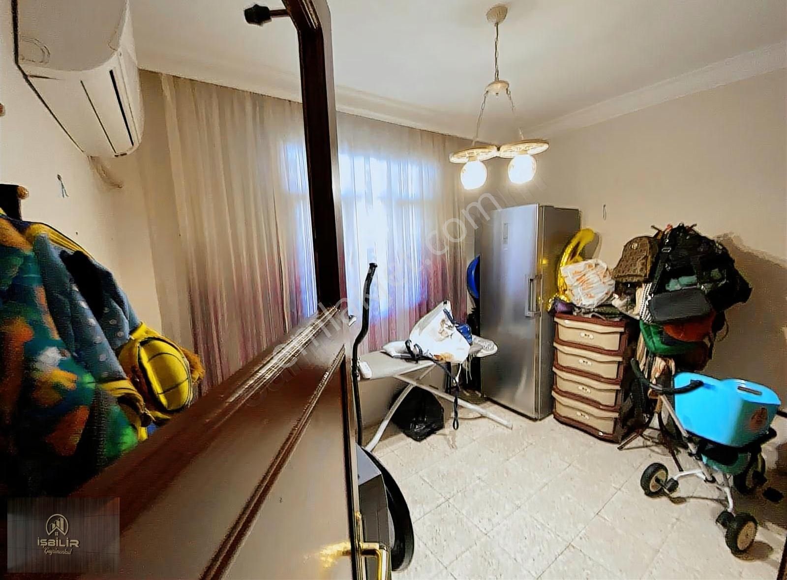 Fevzipaşa Mh Vefa Cd 4 Katlı 148m2 Her Kat 3+1 Mustakil Ev - Görsel 4