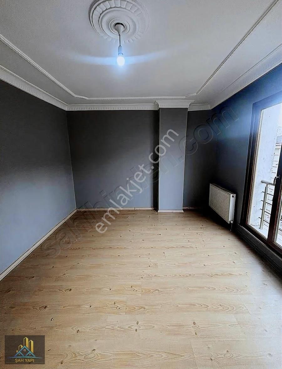 Yeşilkent Mahallesinde Ebeveyn Banyolu Geniş Daire - Görsel 14