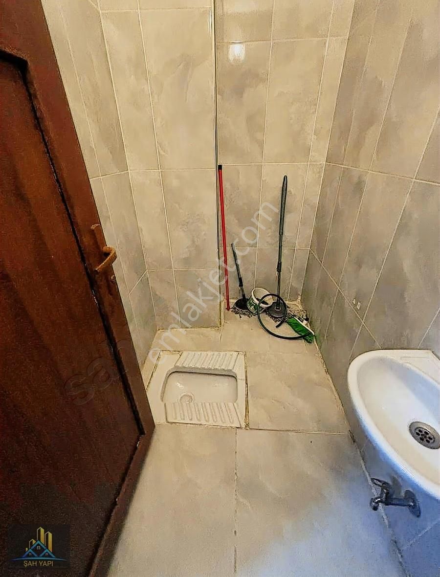 Yeşilkent Mahallesinde Ebeveyn Banyolu Geniş Daire - Görsel 6