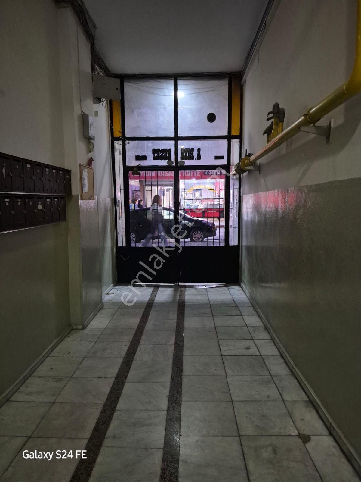 Bornova Da 3+1 Kiralık Doğalgazlı - Görsel 2