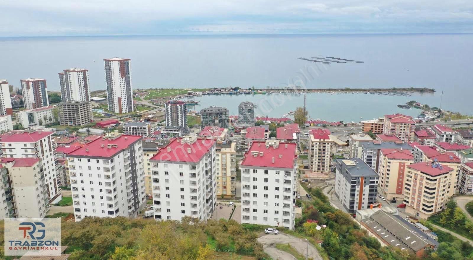 Yomra'da Satılık 3+1 Deniz Manzaralı Fırsat Daire - Görsel 25