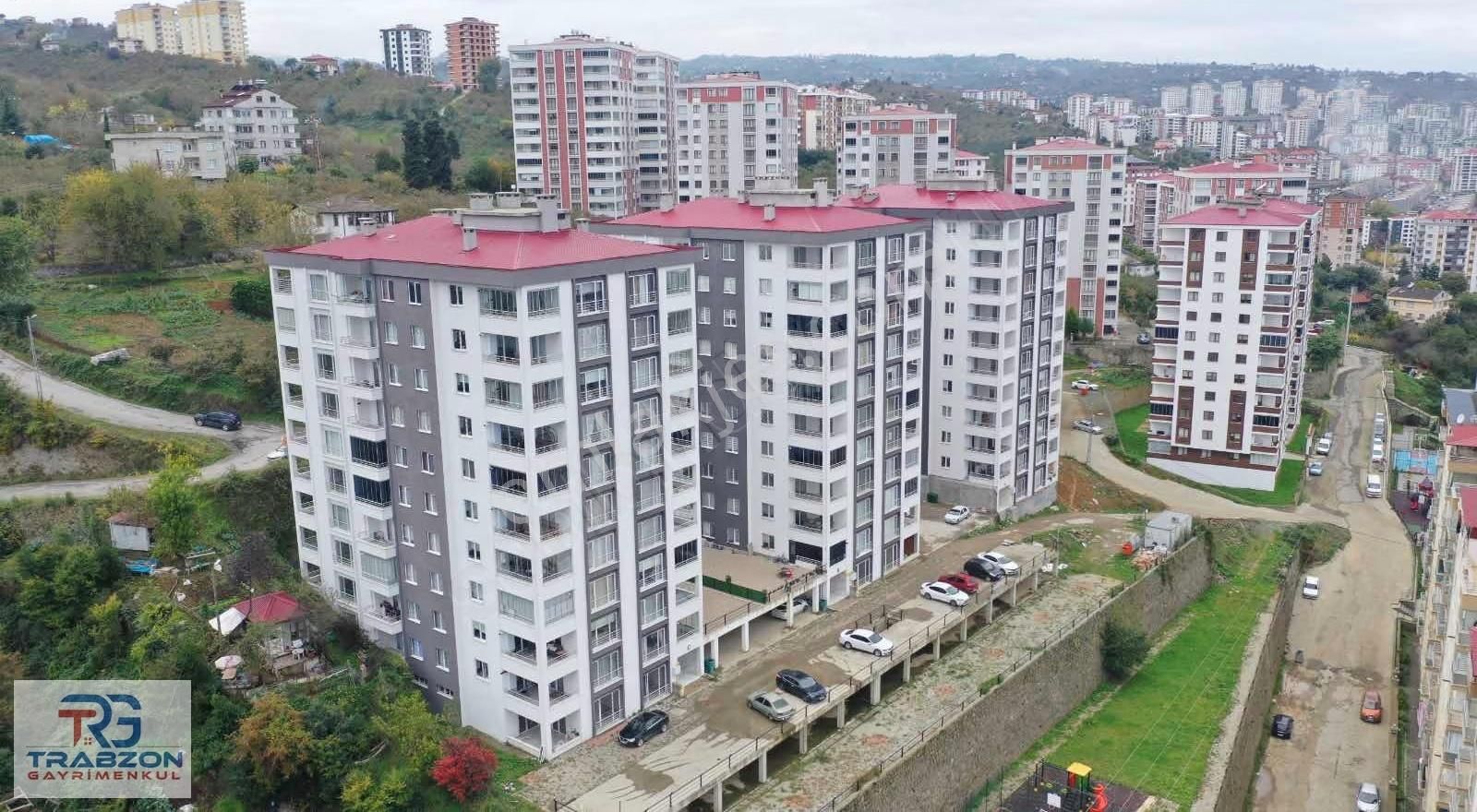 Yomra'da Satılık 3+1 Deniz Manzaralı Fırsat Daire - Görsel 13