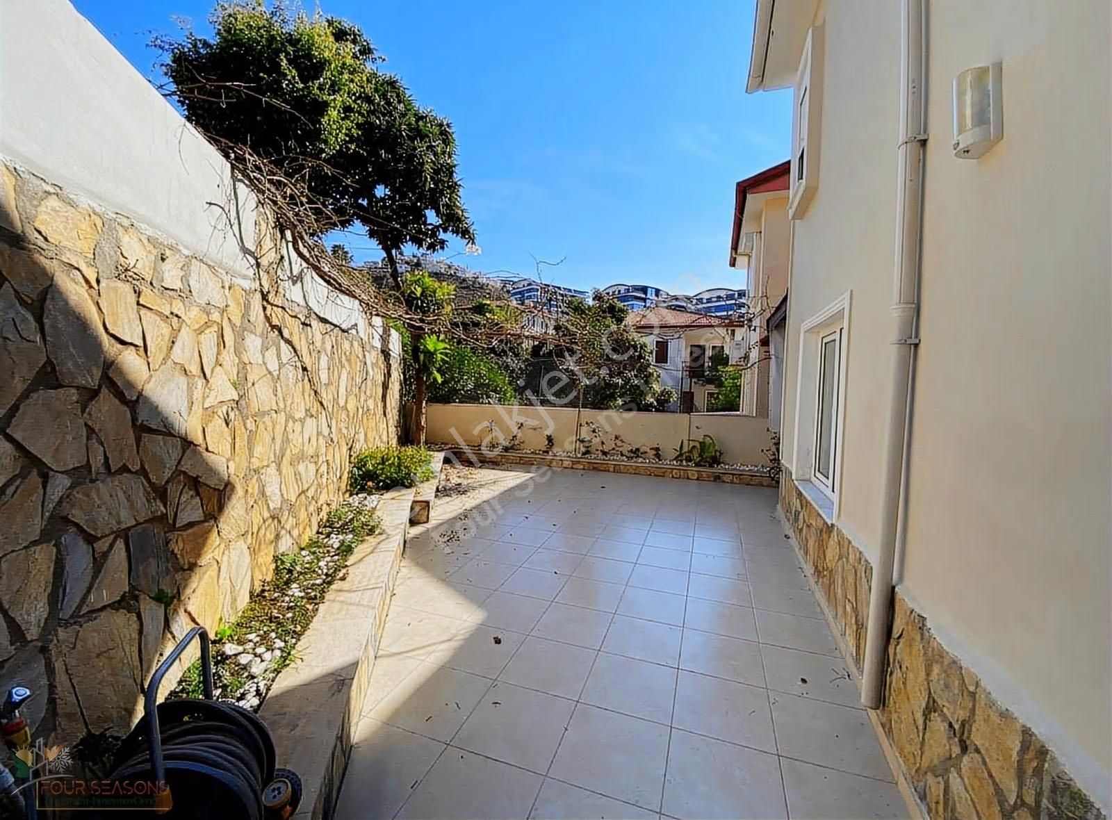 Kargıcak'ta Denize Yakın Yeni Eşyalı Müstakil Havuzlu 3+1 Villa - Görsel 7