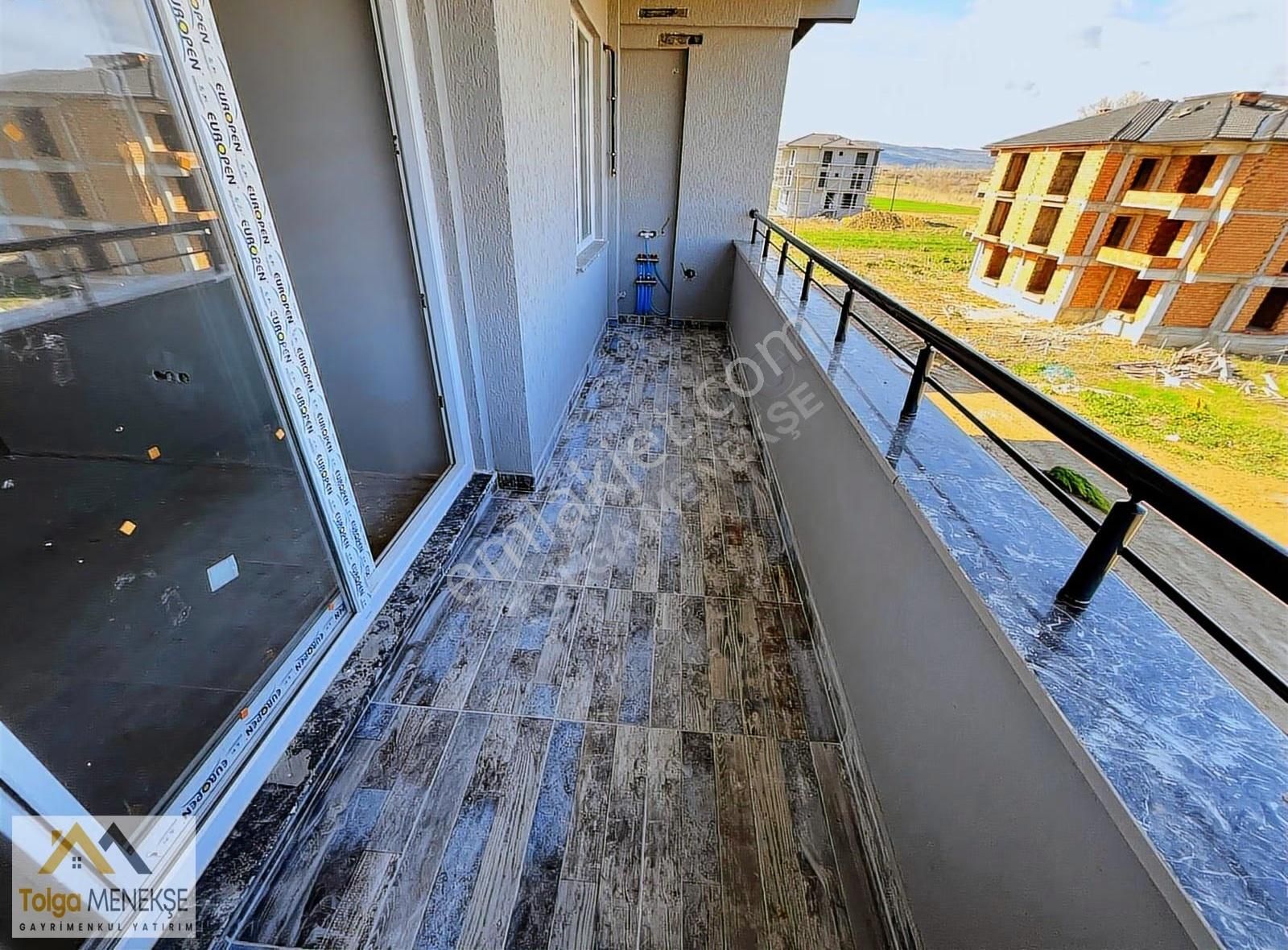 Kumbağda Havuzlu Sitede Yerden Isıtmalı Ultra Lüx 2+1 Daireler - Görsel 14