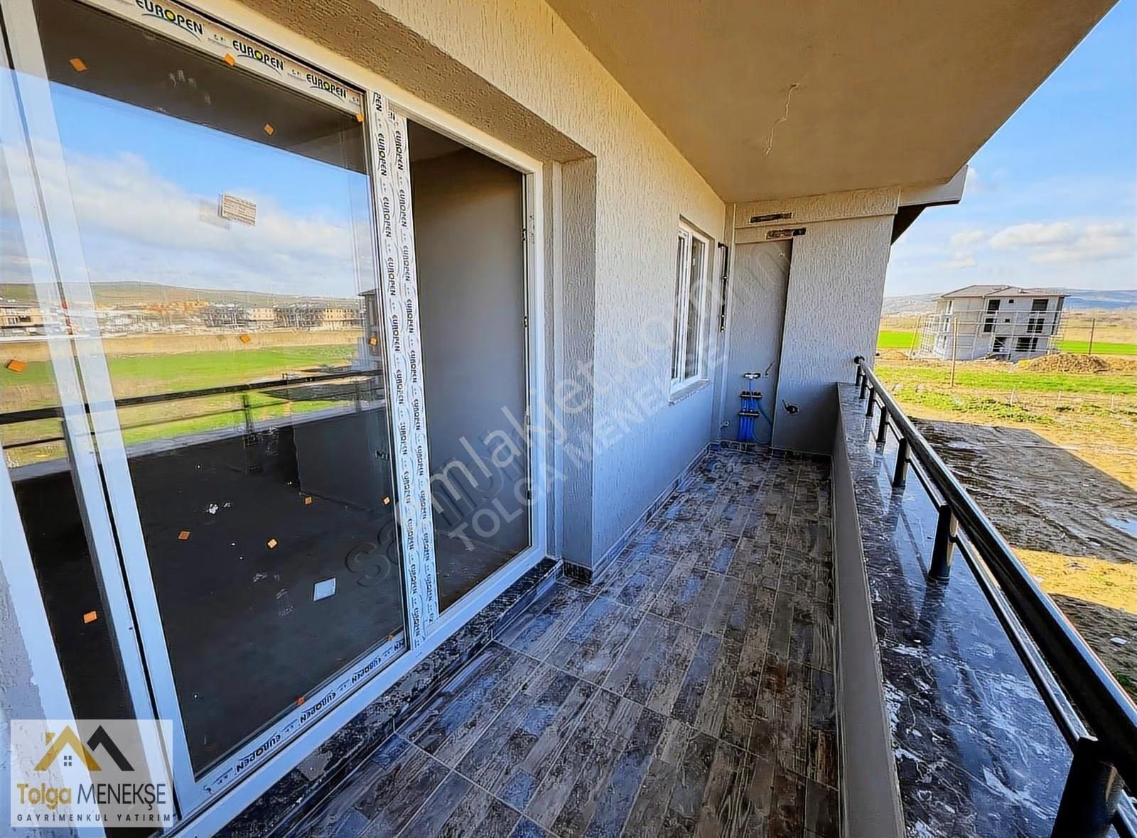 Kumbağda Havuzlu Sitede Yerden Isıtmalı Ultra Lüx 2+1 Daireler - Görsel 8