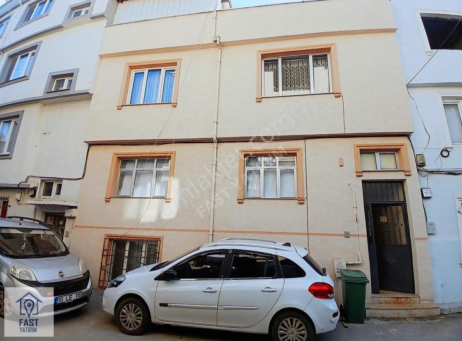 Bağlarbaşı Mahallesinde Kiralık Aileye Uygun 2+1 Daire