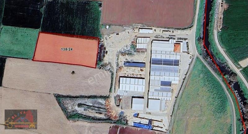 El/ya' Dan Yakupköyde_ 6452 M2 Dere Yakın.... Acil Satılık Tarla
