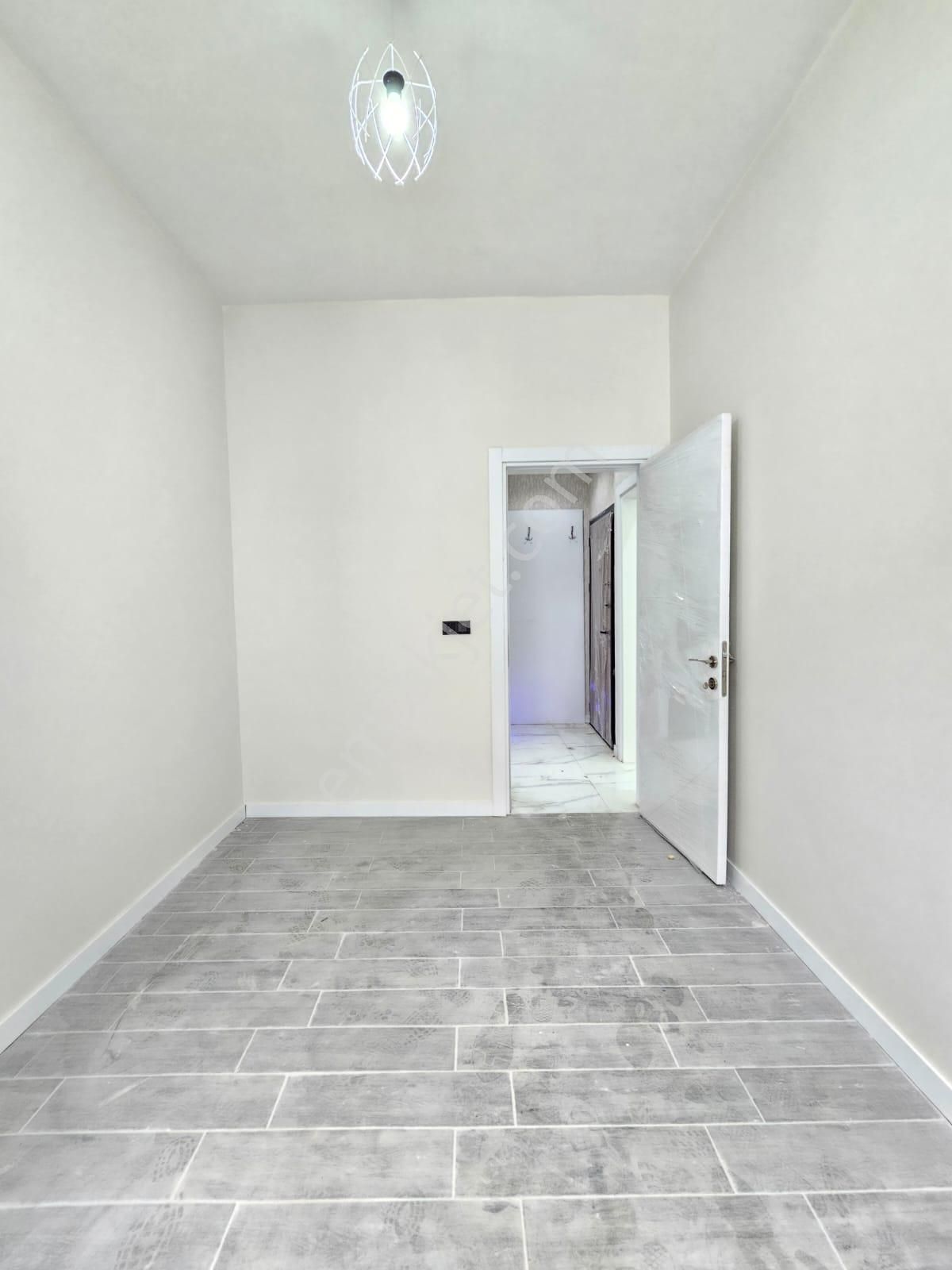 Denizli Naz Bayrak Mevki Sıfır 3+1 Ebeveyn Banyolu Ara Kat Lüks İşçilikte Kiralık Daire - Görsel 22