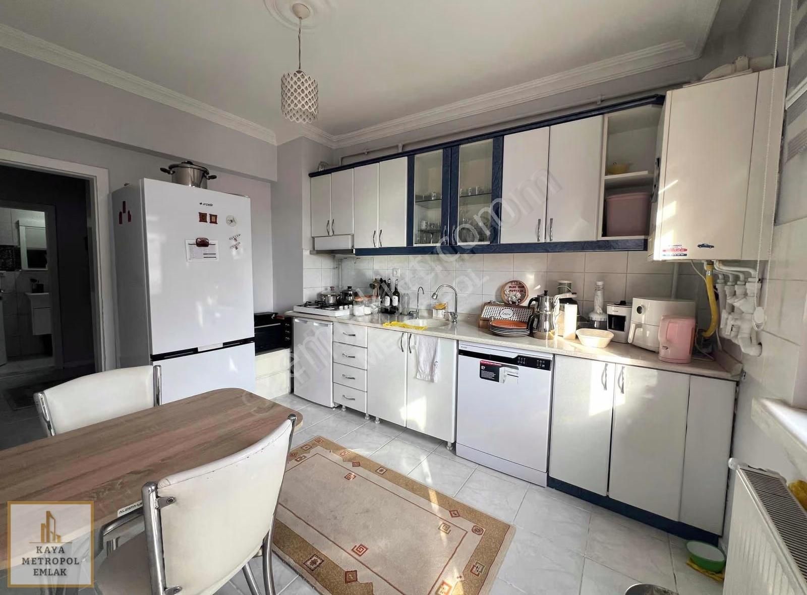 Eryaman Devlet Mah. Metromall Avm Yakını Katta 110m2 3+1 Daire - Görsel 18