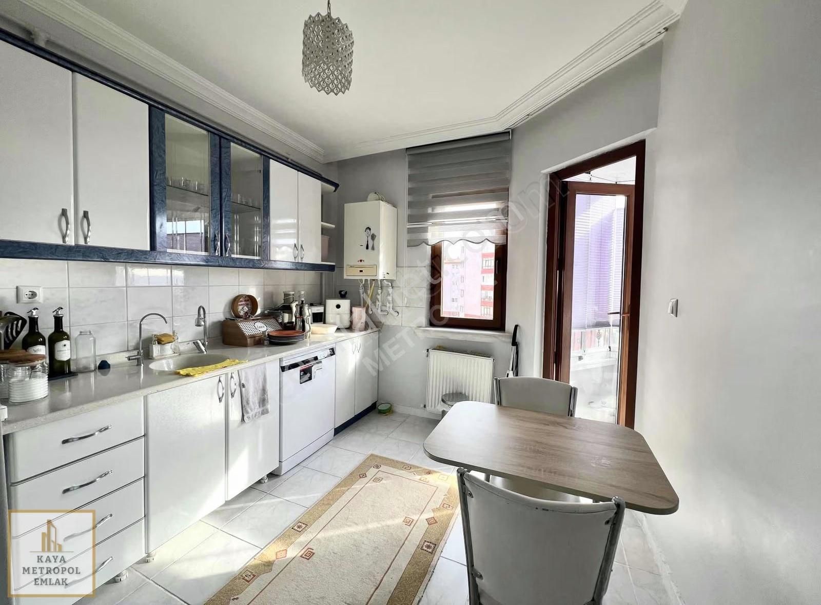 Eryaman Devlet Mah. Metromall Avm Yakını Katta 110m2 3+1 Daire - Görsel 33