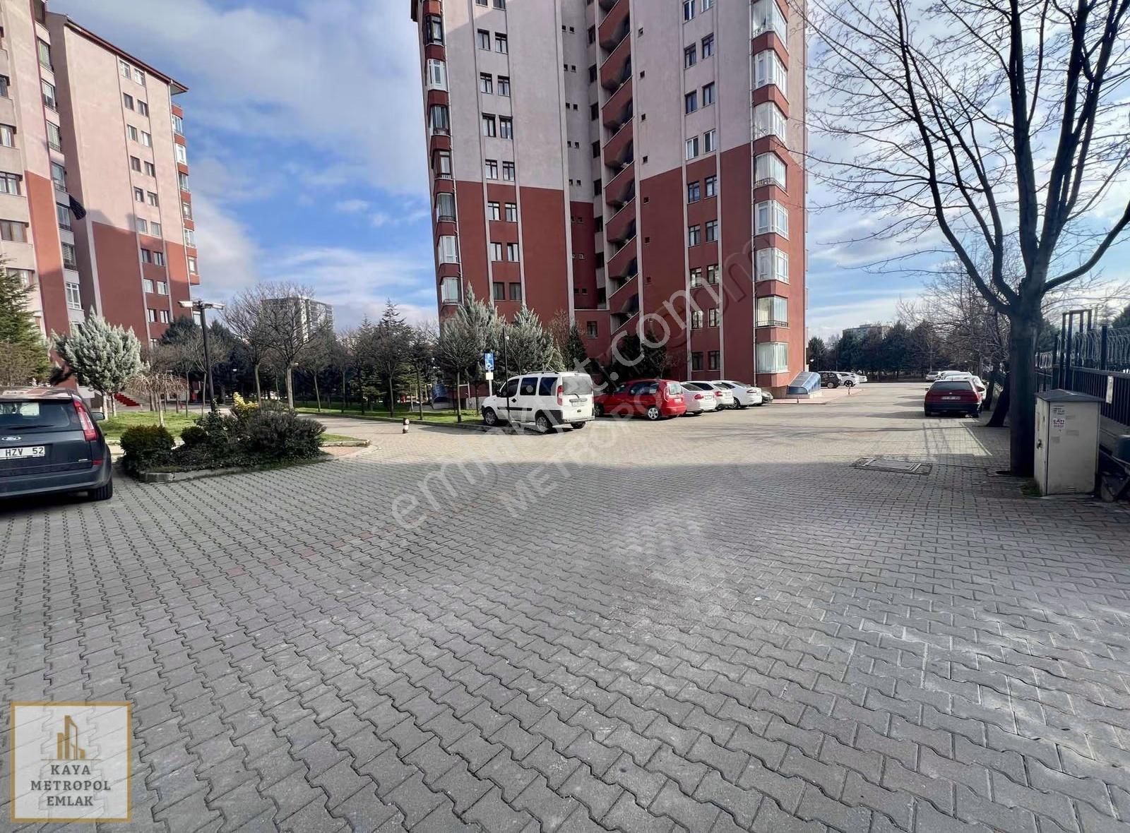 Eryaman Devlet Mah. Metromall Avm Yakını Katta 110m2 3+1 Daire - Görsel 15