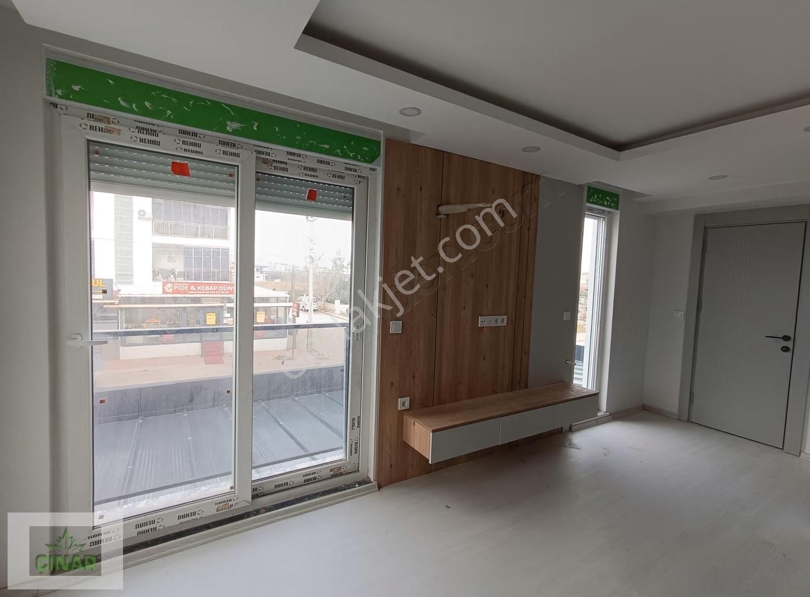 Yeniköy Kırgöz Caddesi Üzerinde Kiralık 1+1 - Görsel 13