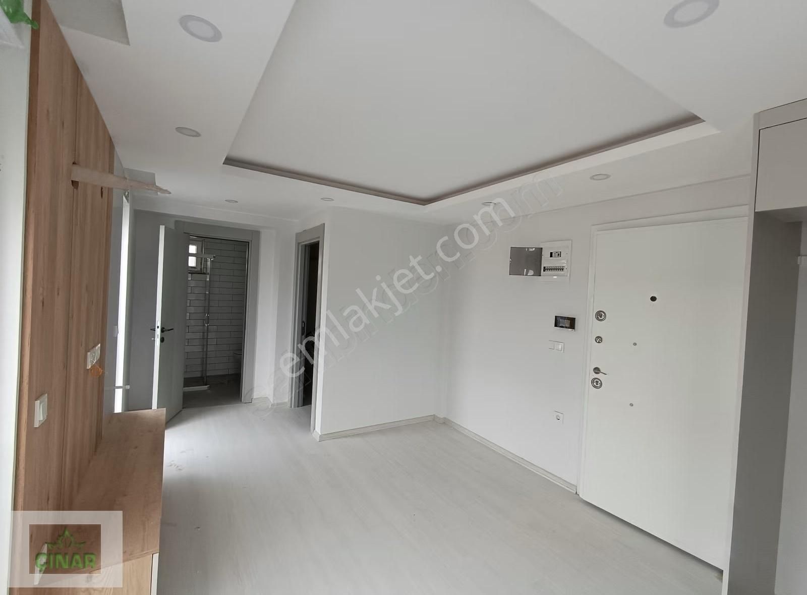 Yeniköy Kırgöz Caddesi Üzerinde Kiralık 1+1 - Görsel 5