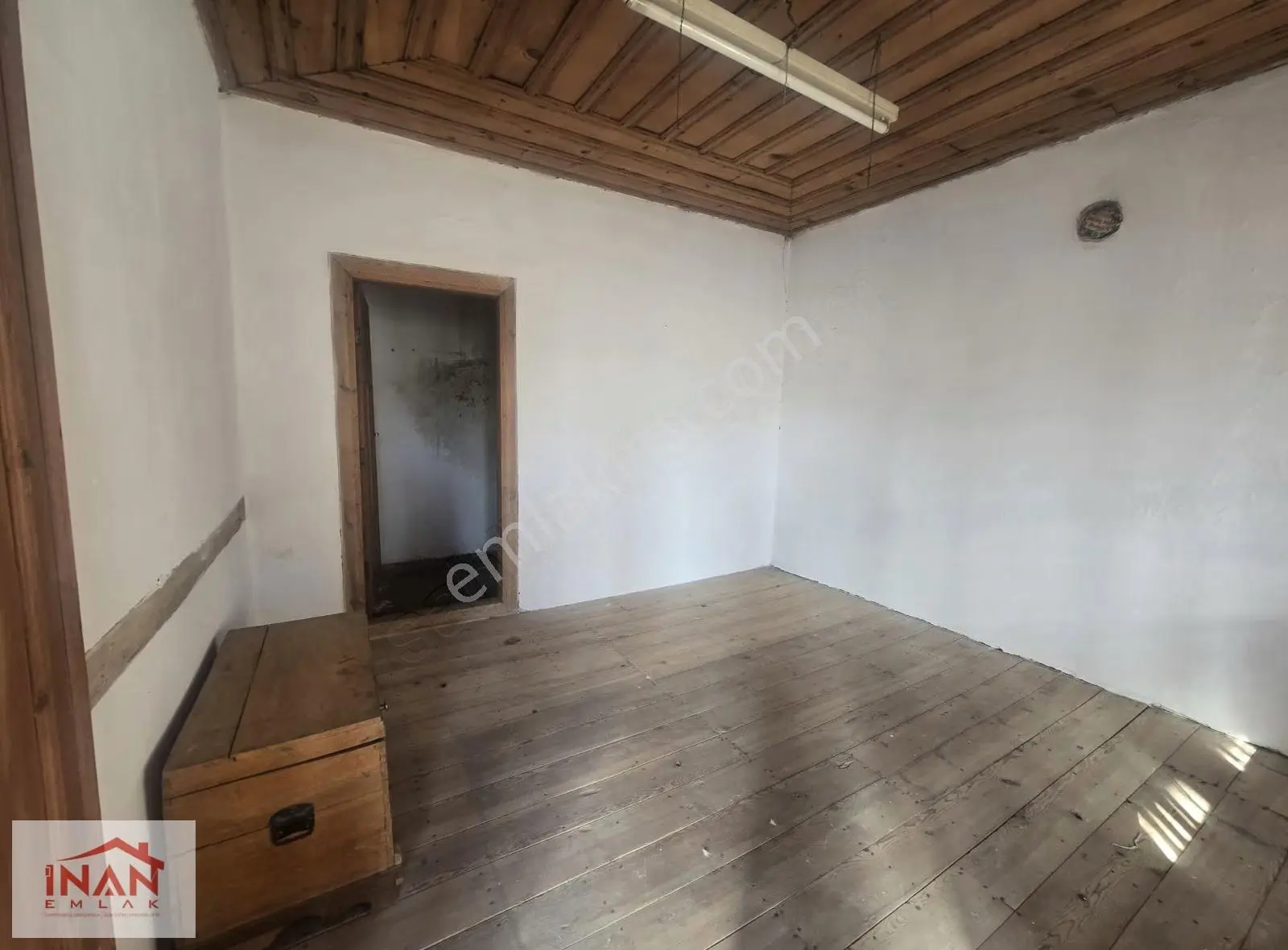 Emniyetin Arkasında 153 M² Arsa İçinde Müstakil Ev - Görsel 5