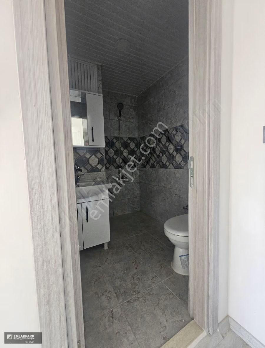 Emlakparktan Kiralık 3+1 Sıfır Daire - Görsel 9