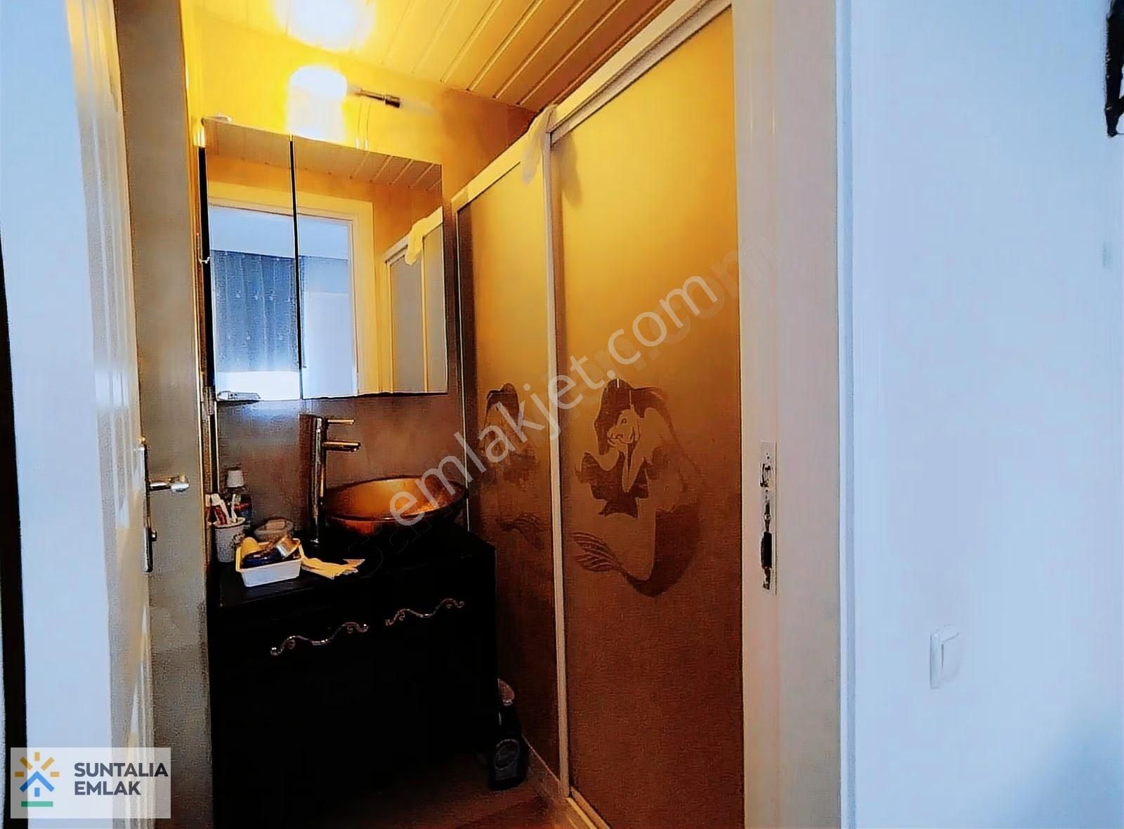 Havuzlu,site İçi, Ayrı Mutfak 2 Banyo, Büyük Salon 3+1 150 M2 - Görsel 7