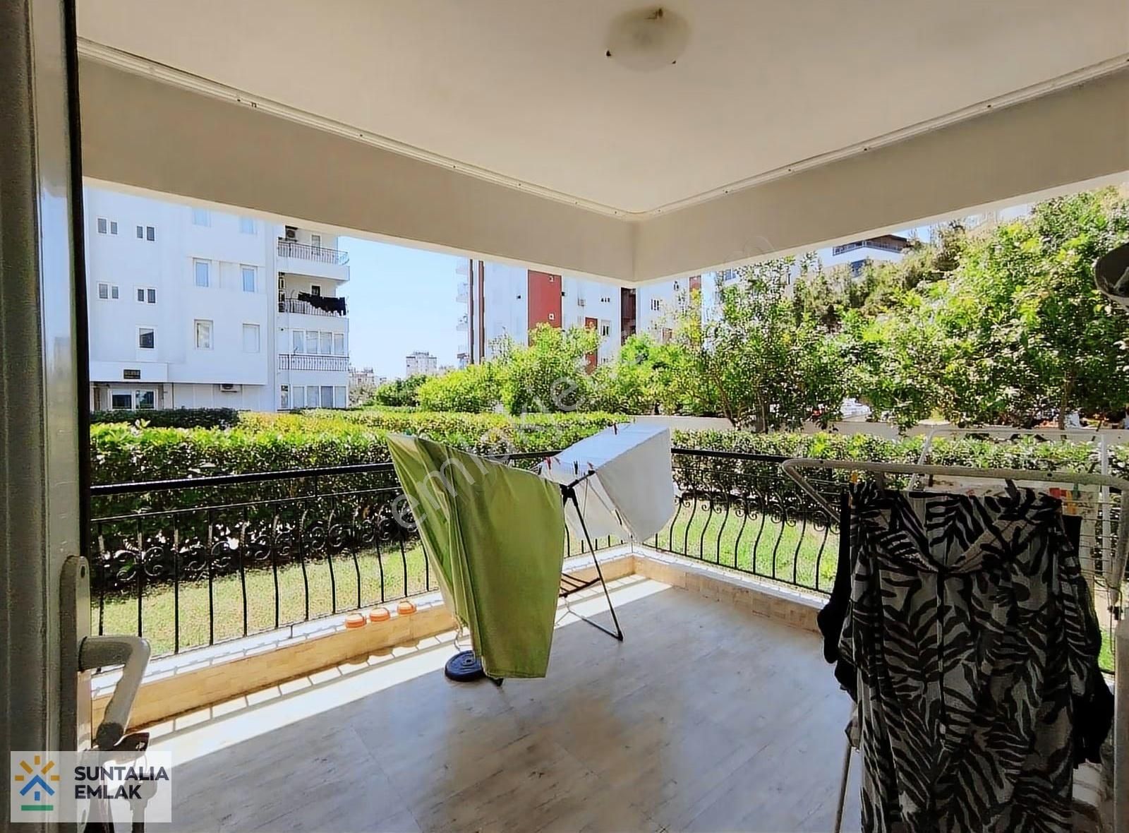 Havuzlu,site İçi, Ayrı Mutfak 2 Banyo, Büyük Salon 3+1 150 M2 - Görsel 11