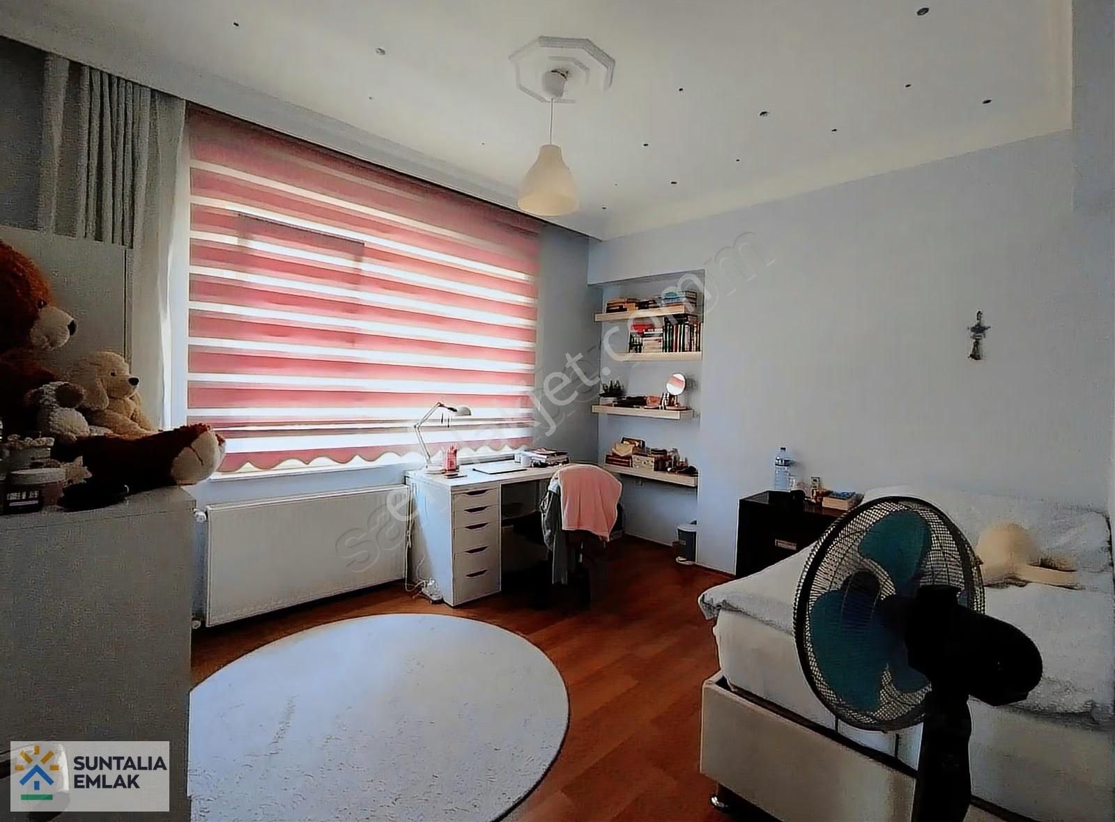 Havuzlu,site İçi, Ayrı Mutfak 2 Banyo, Büyük Salon 3+1 150 M2 - Görsel 26