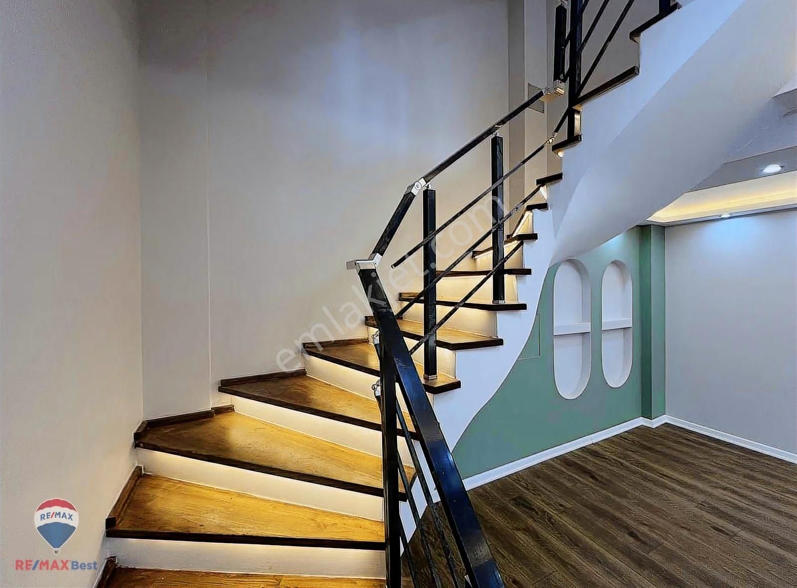 30 Bornova Atatürk Mah. Satılık Triplex İkiz Villa - Görsel 15