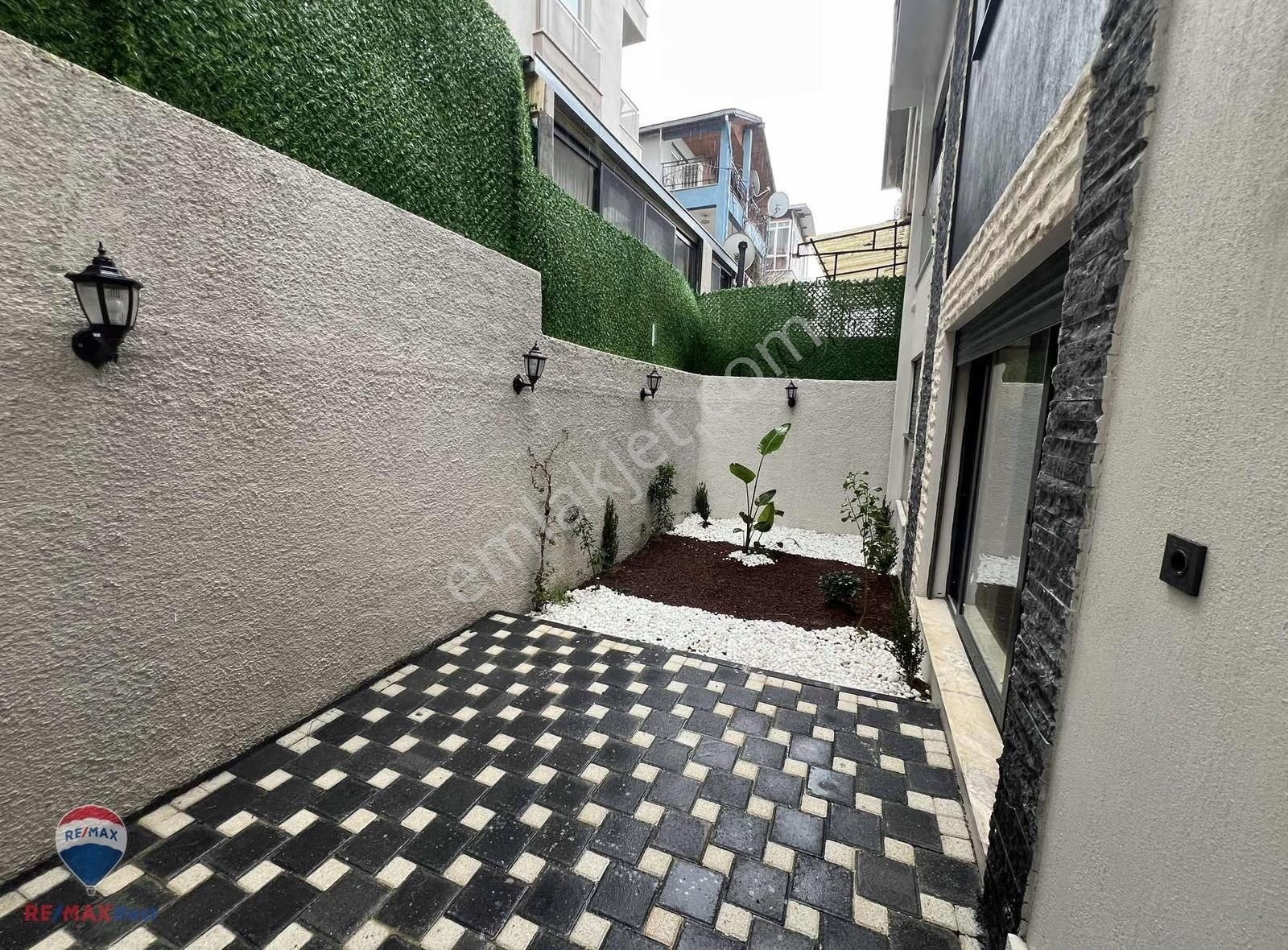 30 Bornova Atatürk Mah. Satılık Triplex İkiz Villa - Görsel 24