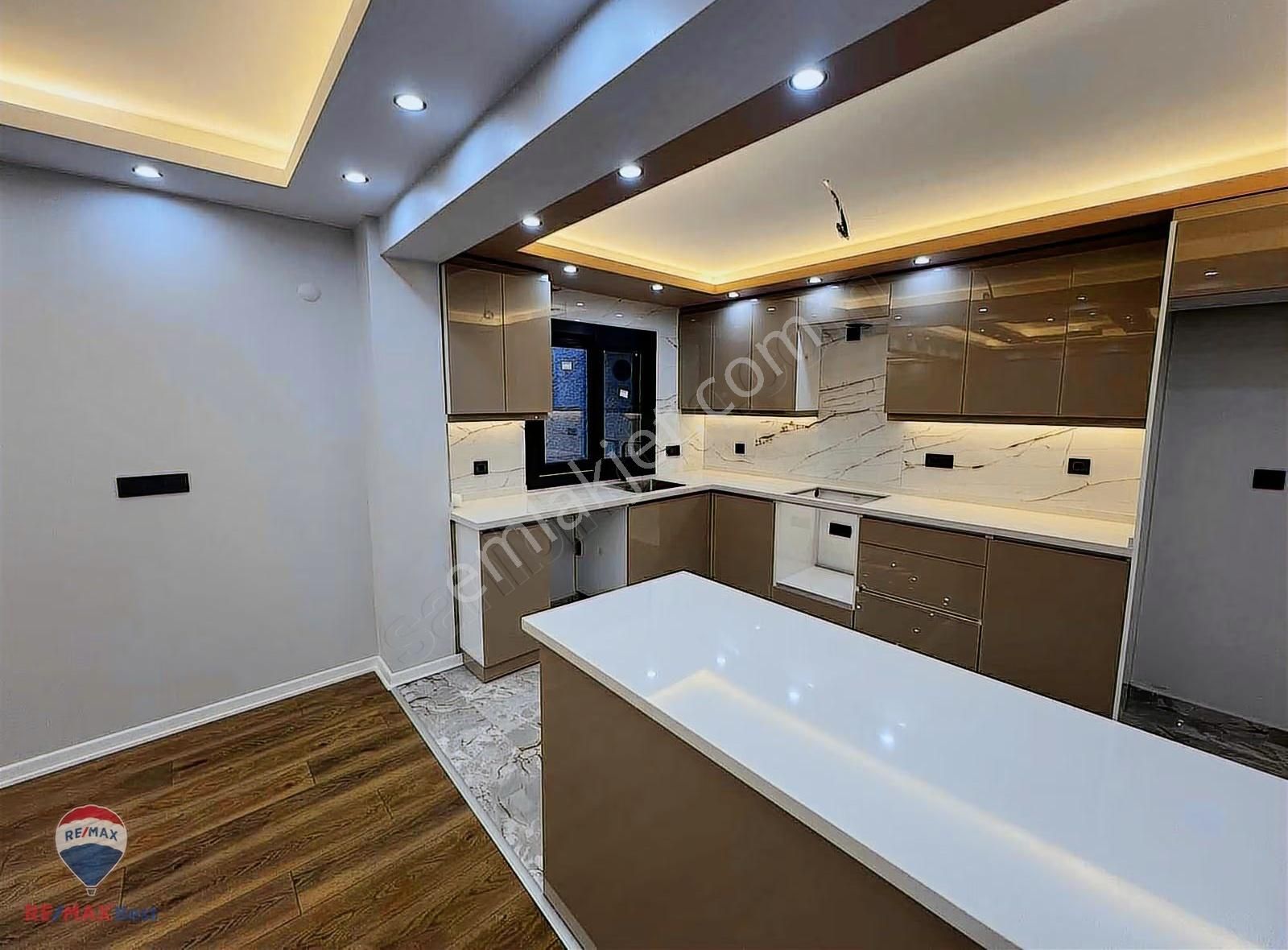 30 Bornova Atatürk Mah. Satılık Triplex İkiz Villa - Görsel 11