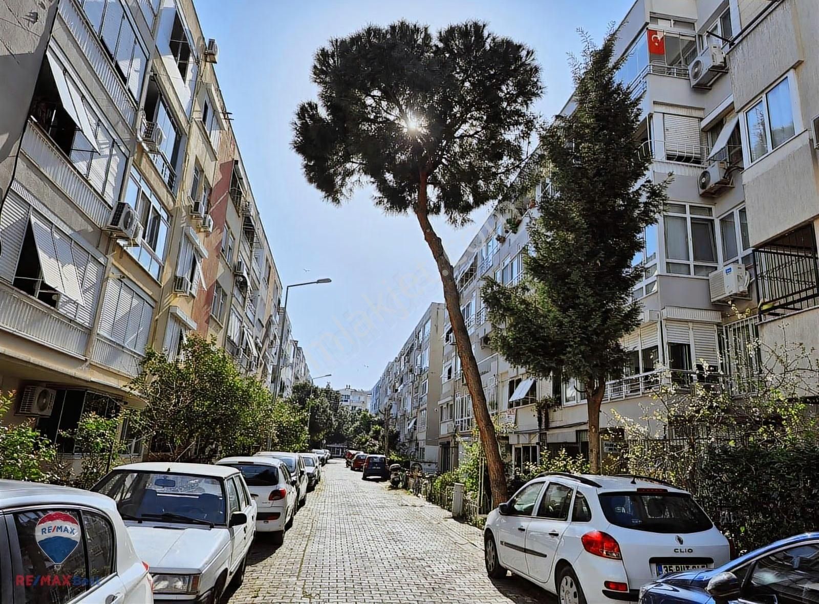 13 Bostanlı'da İzbana Yakın Geniş 3+1 Kiralık Daire - Görsel 33