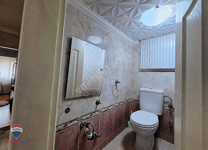 13 Bostanlı'da İzbana Yakın Geniş 3+1 Kiralık Daire - Görsel 15