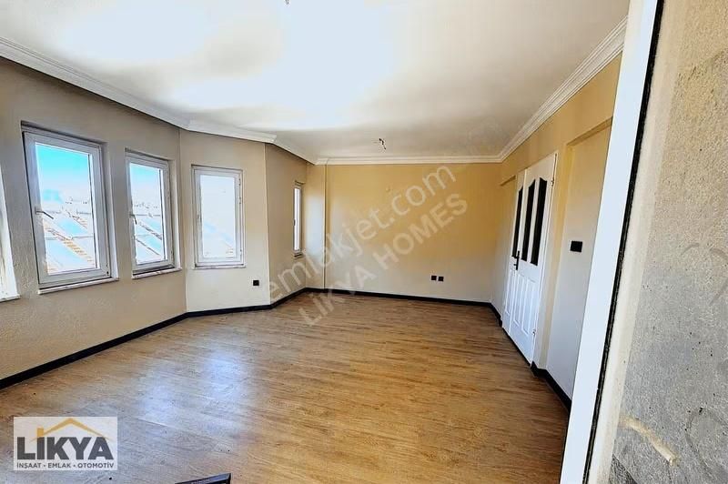 Taşyaka Mahallesi'nde 2+1 Deniz Manzaralı Daire - Görsel 14