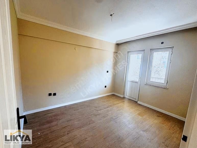 Taşyaka Mahallesi'nde 2+1 Deniz Manzaralı Daire - Görsel 8