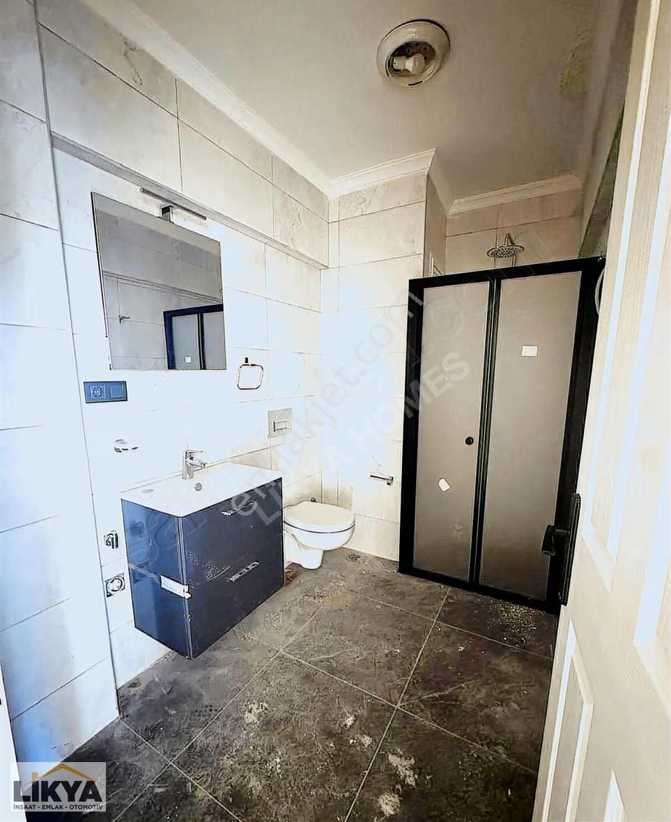 Taşyaka Mahallesi'nde 2+1 Deniz Manzaralı Daire - Görsel 4