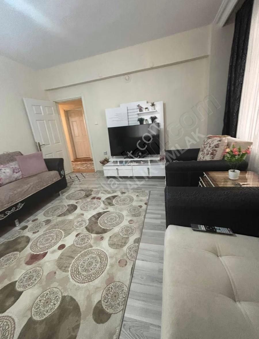 Mükemmel Lokasyonda Fırsat Daire - Görsel 8